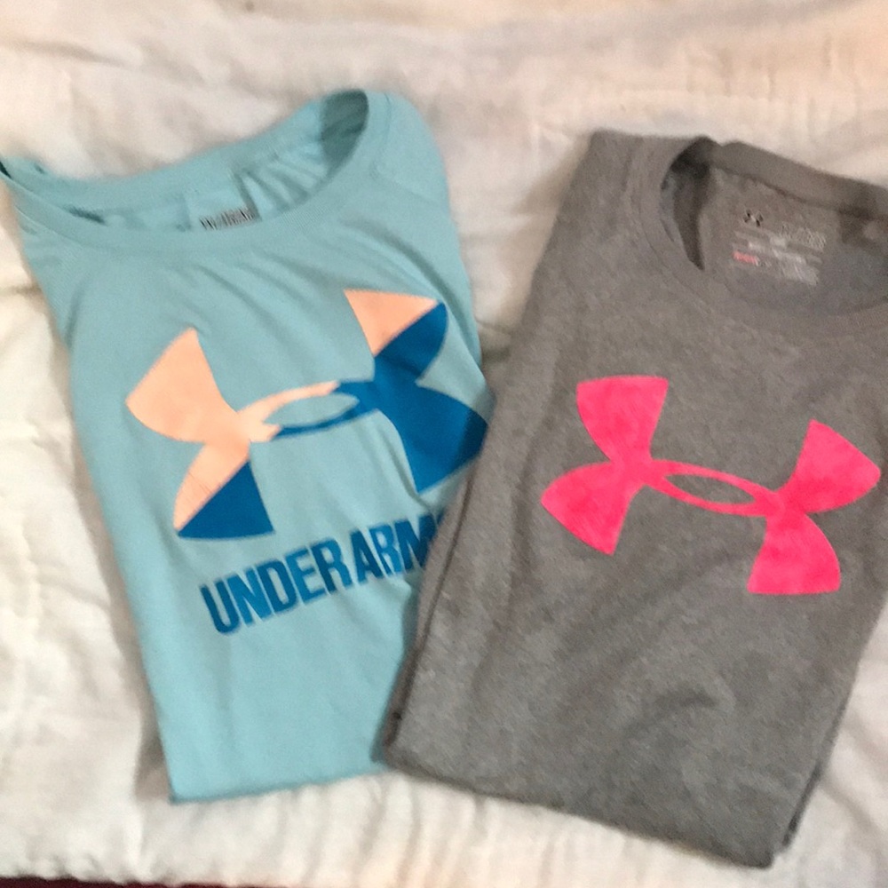Under armor T-shirt for girls